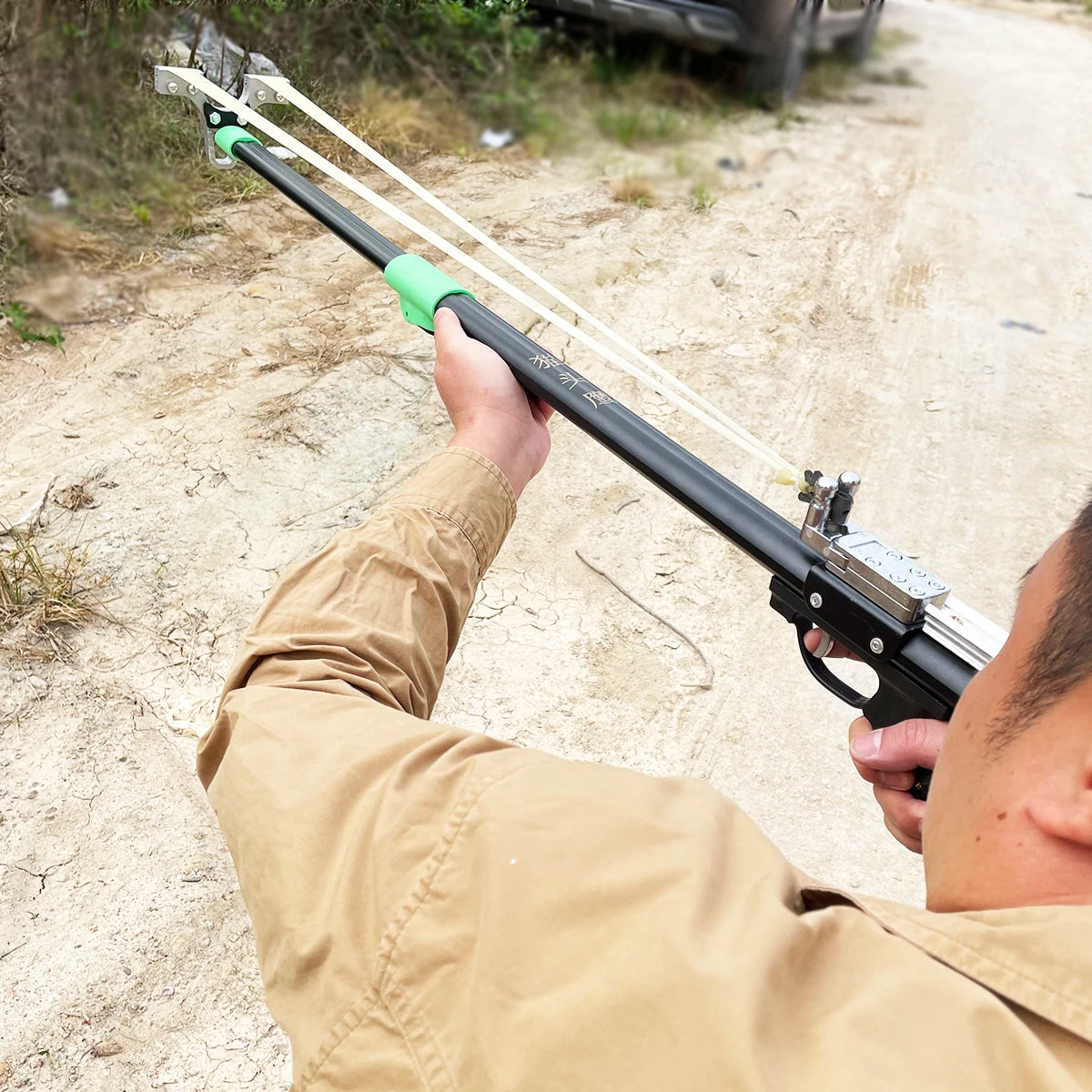 Powerful Metal Slingshot, Outdoor Hunting Catapult, Jungle Field Precision Slingshot, Stainless Steel Trigger Auto Fire Slingsho